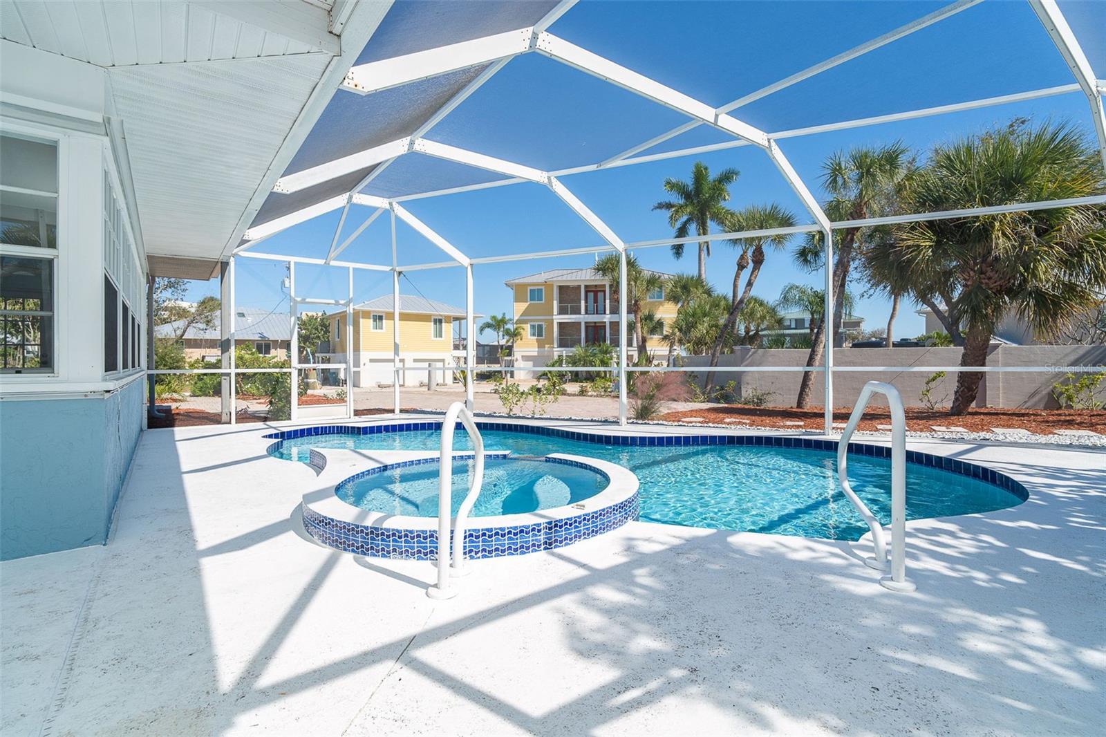 LEMON BAY ESTATES - Residential