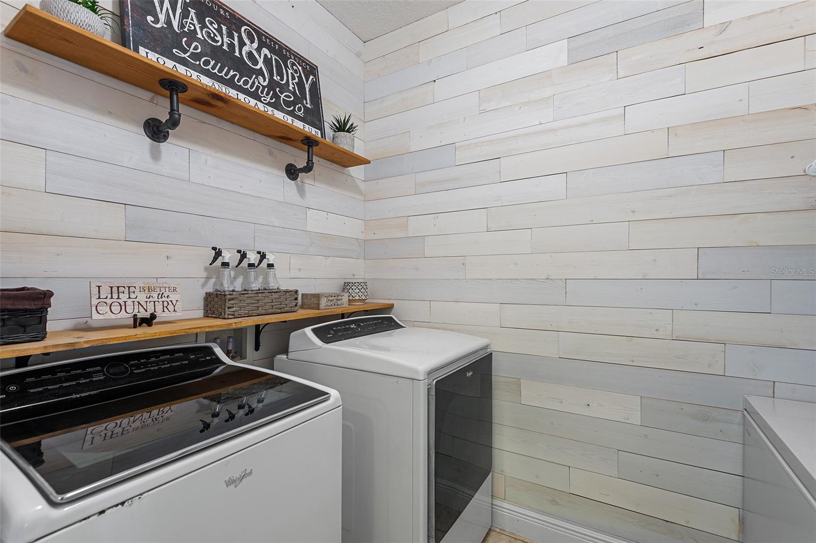 ESTATES AUBURNDALE PH 02 - Residential