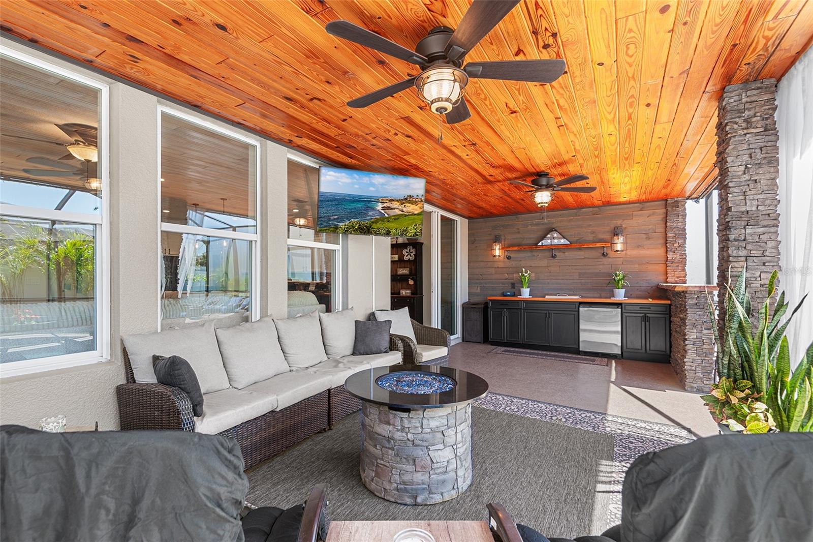 ESTATES AUBURNDALE PH 02 - Residential