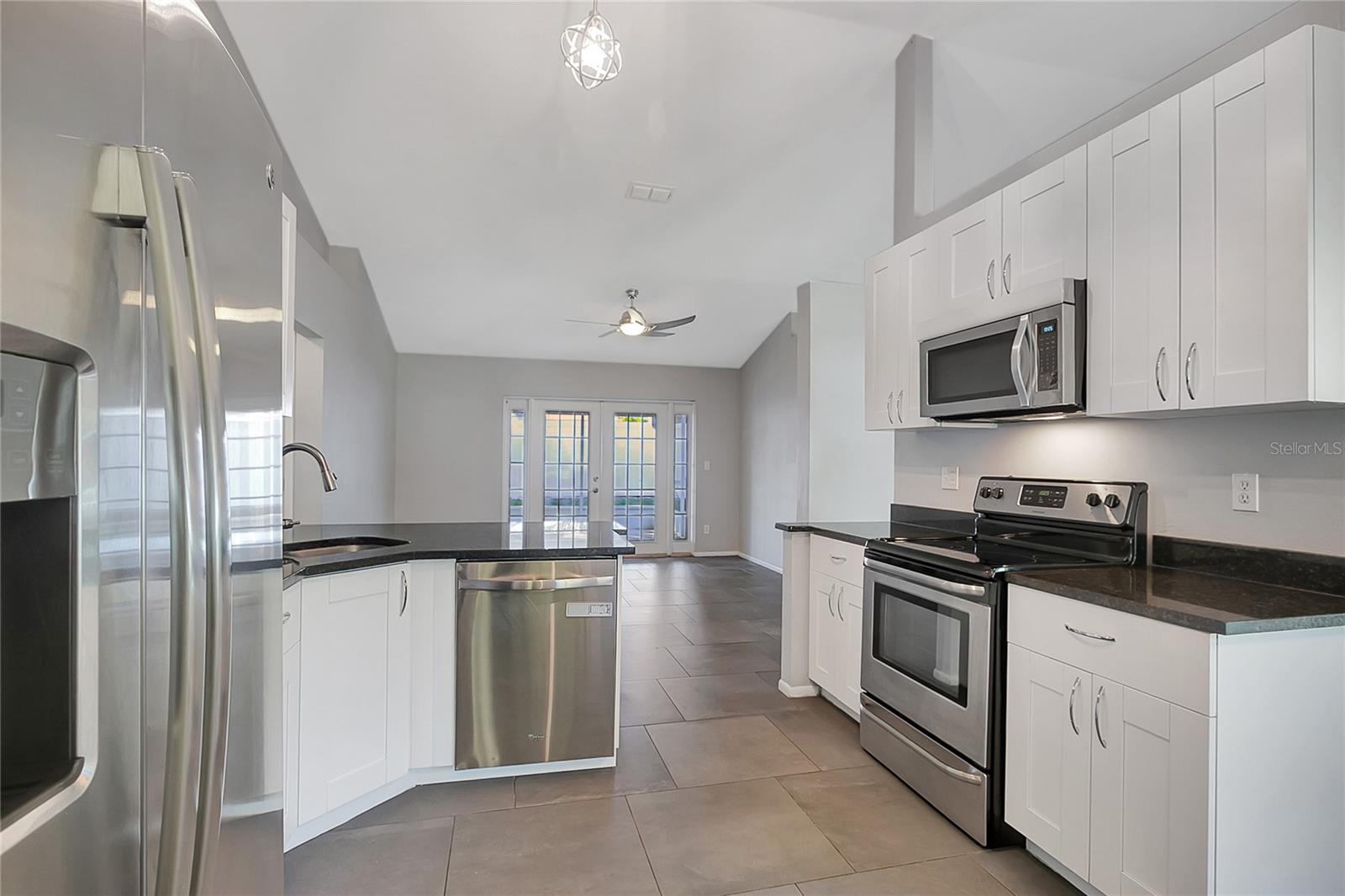 GREENS ADD TO PATTY ANN ACRES - Residential