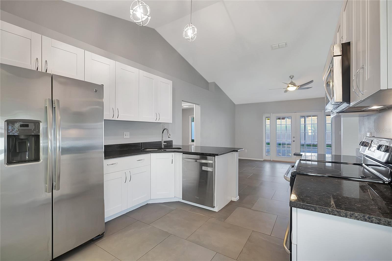 GREENS ADD TO PATTY ANN ACRES - Residential