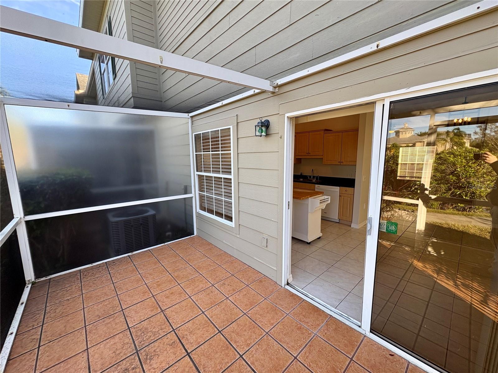 CAROLINA LANDINGS AT UNIVERSITY PLACE A - Residential Lease