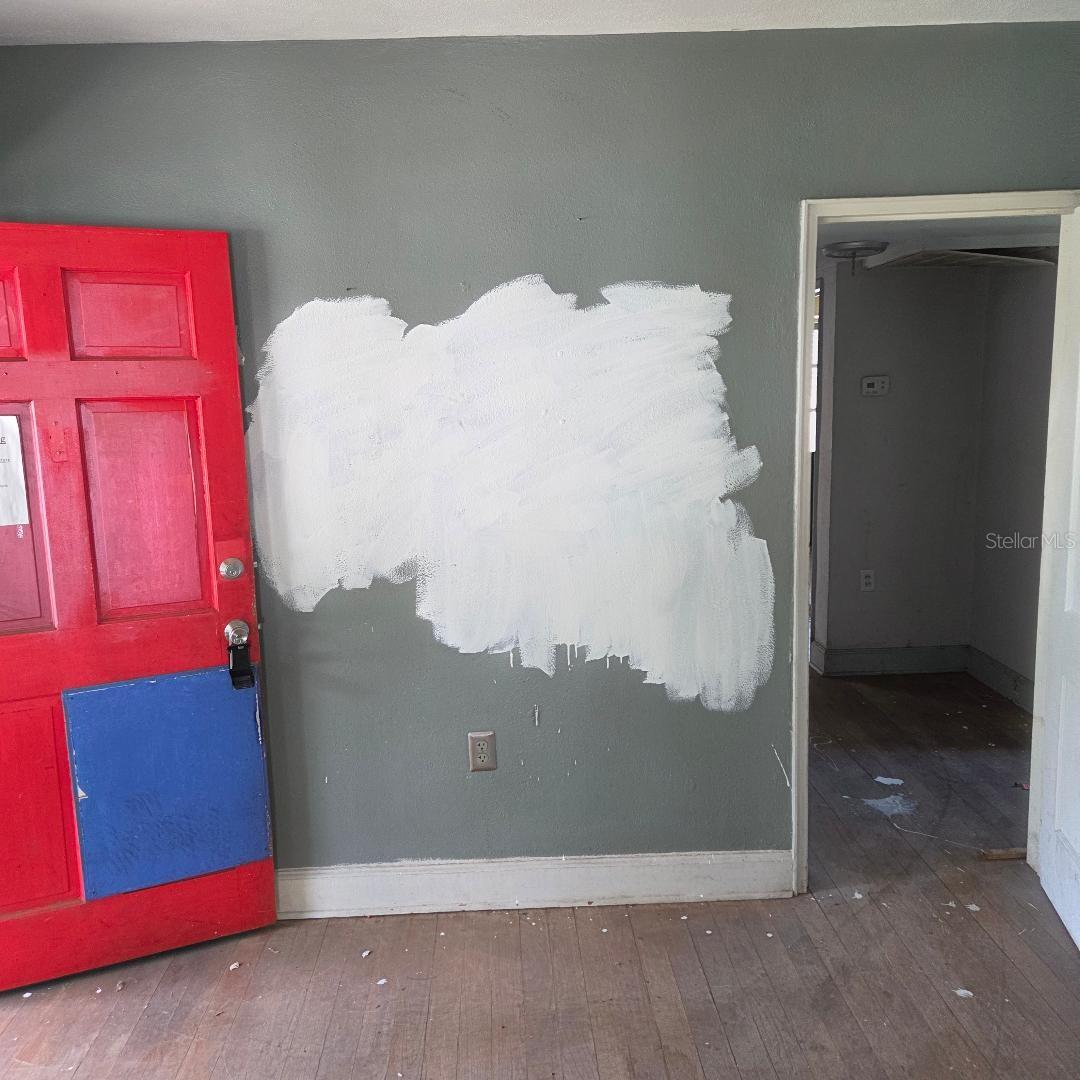 LEESBURG HILLSIDE MANOR - Residential