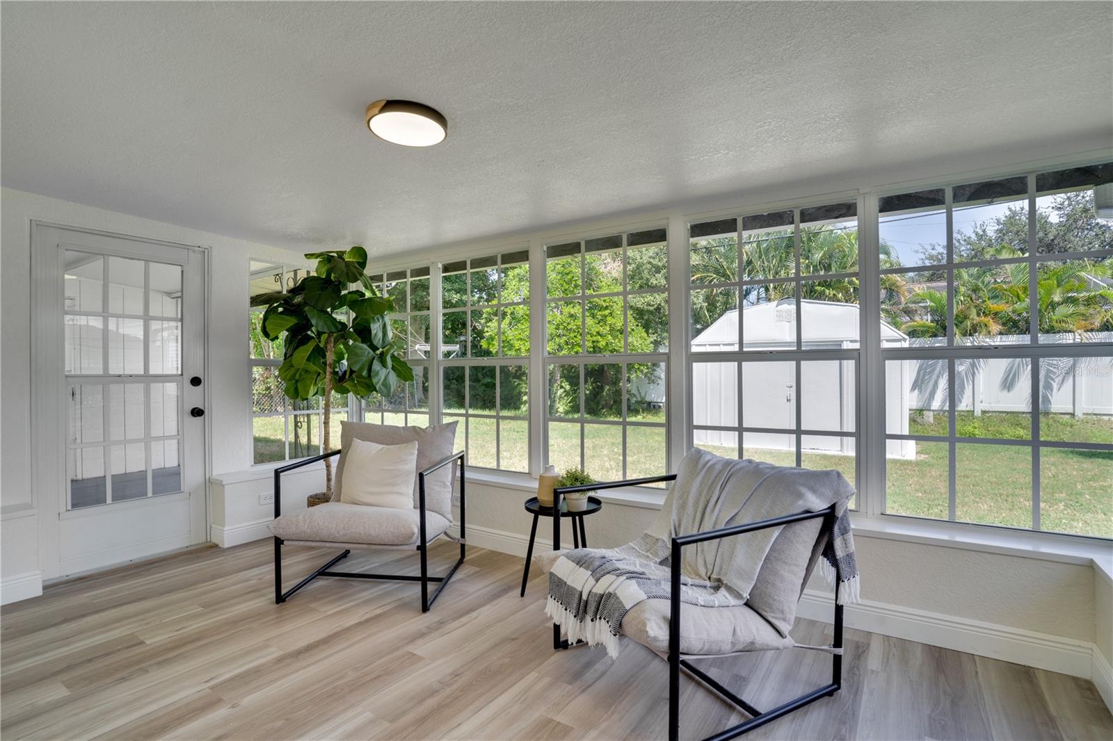 SEMINOLE LAKE VILLAGE - Residential