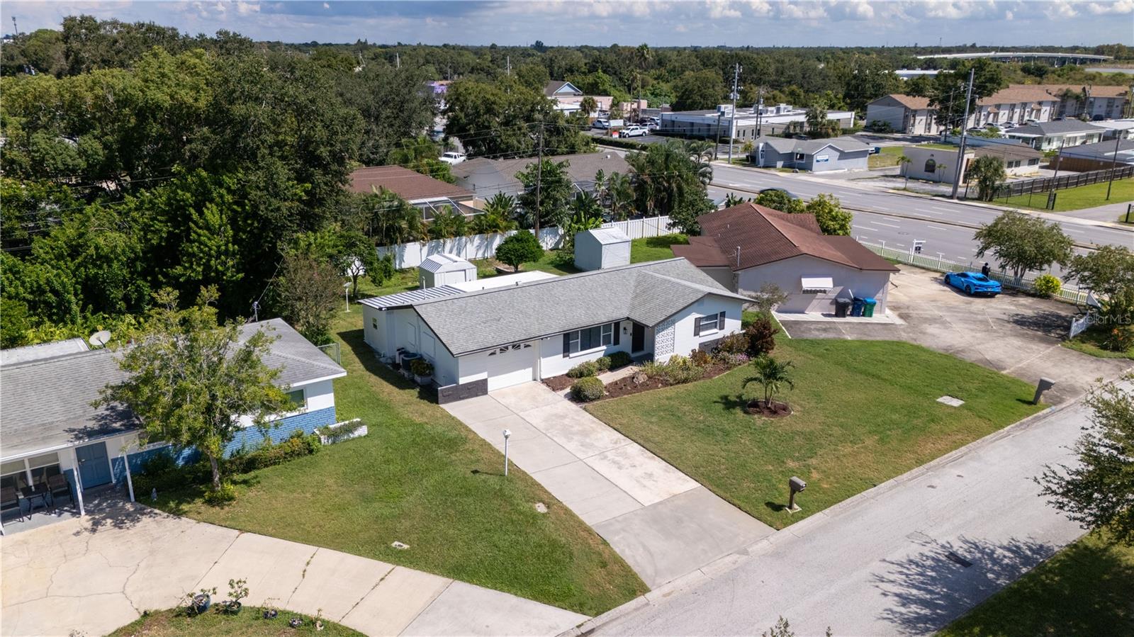 SEMINOLE LAKE VILLAGE - Residential