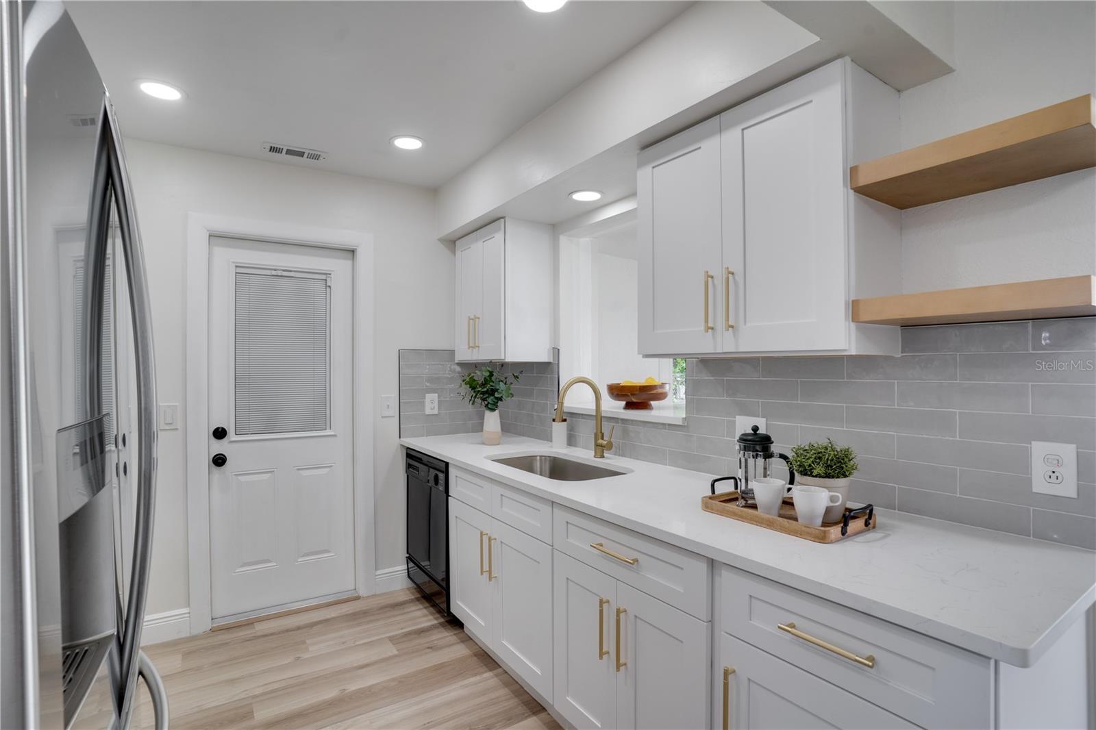 SEMINOLE LAKE VILLAGE - Residential