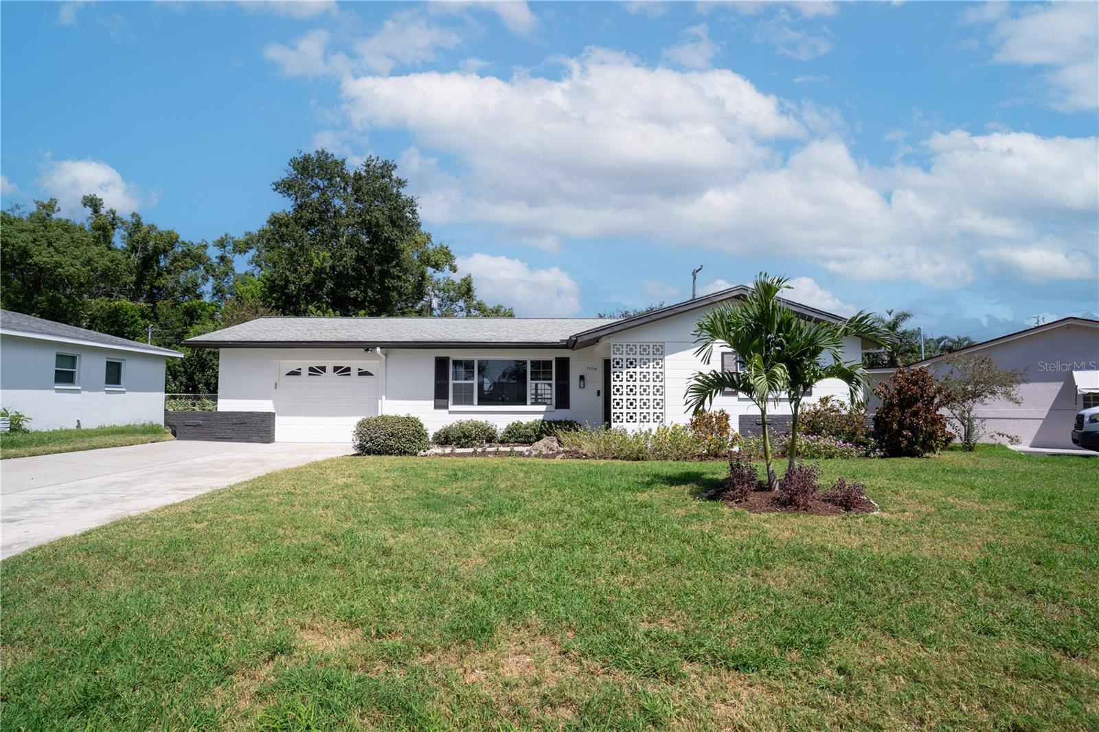 SEMINOLE LAKE VILLAGE - Residential