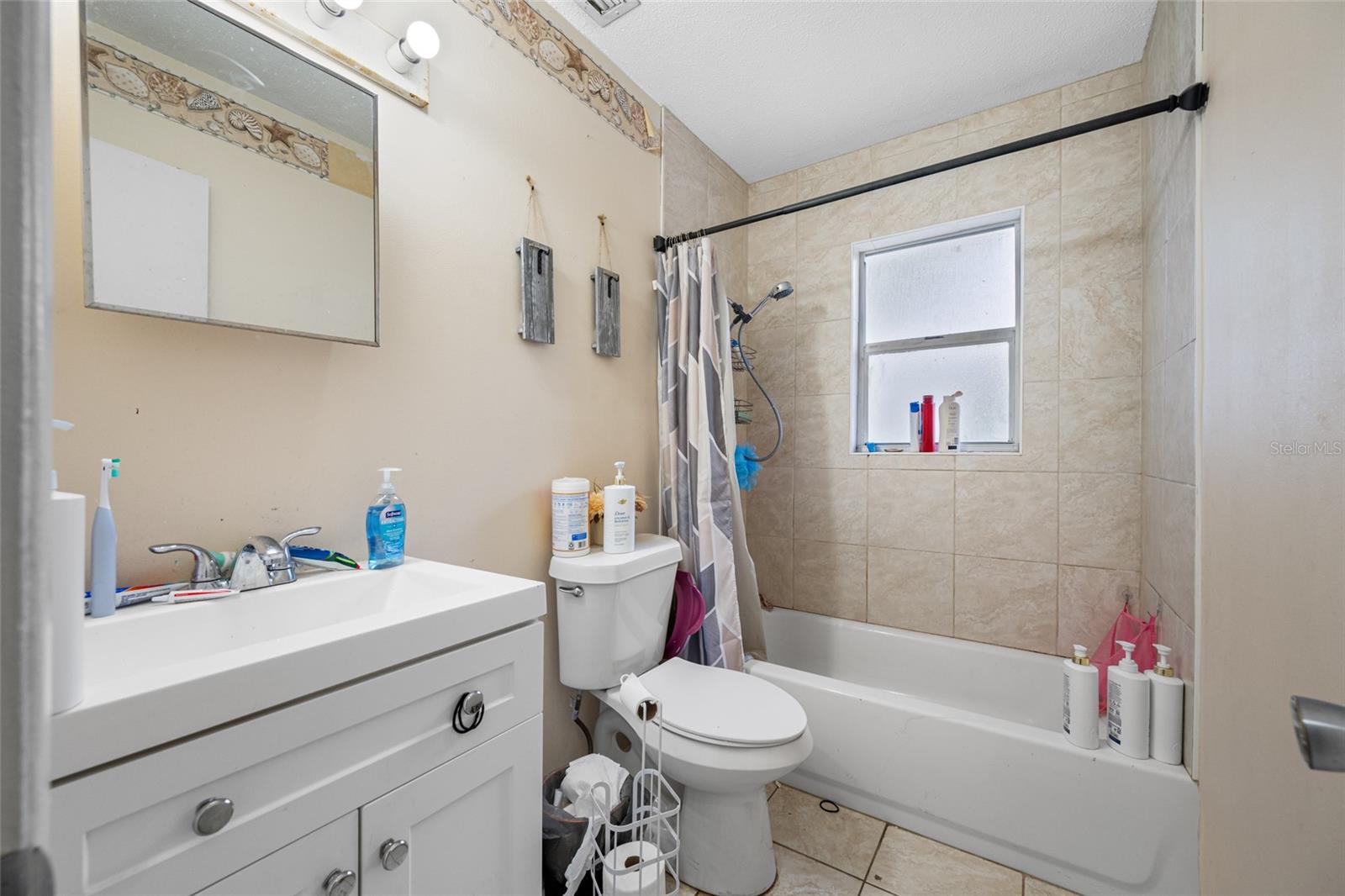 ALCONA ESTATES - Residential Income