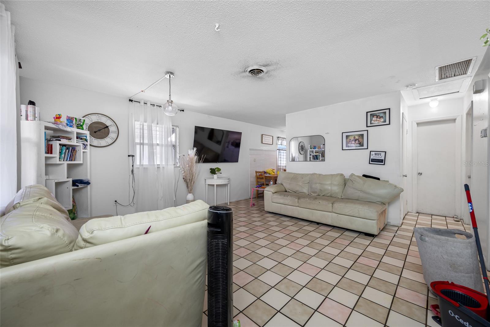 ALCONA ESTATES - Residential Income