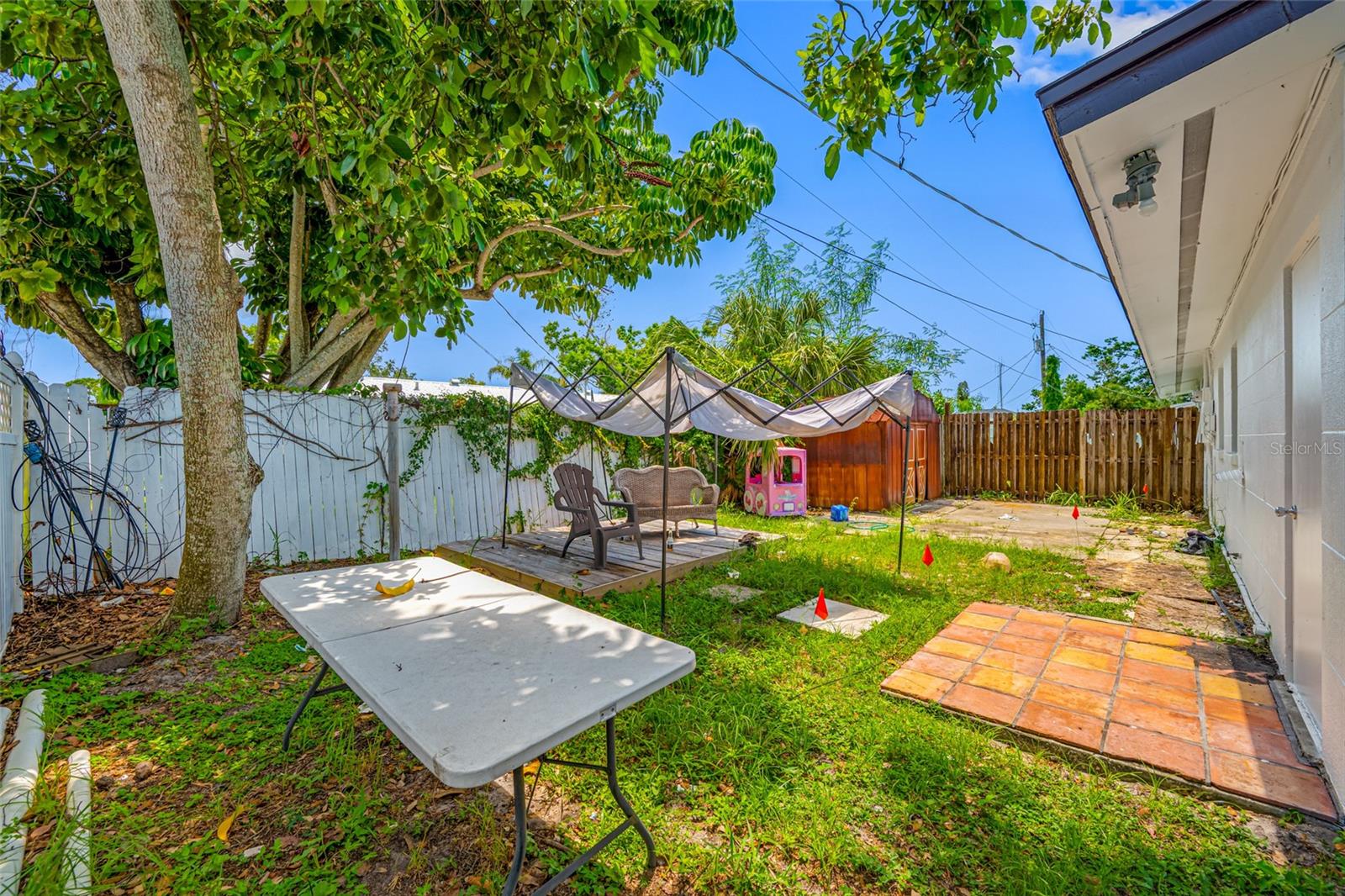 ALCONA ESTATES - Residential Income