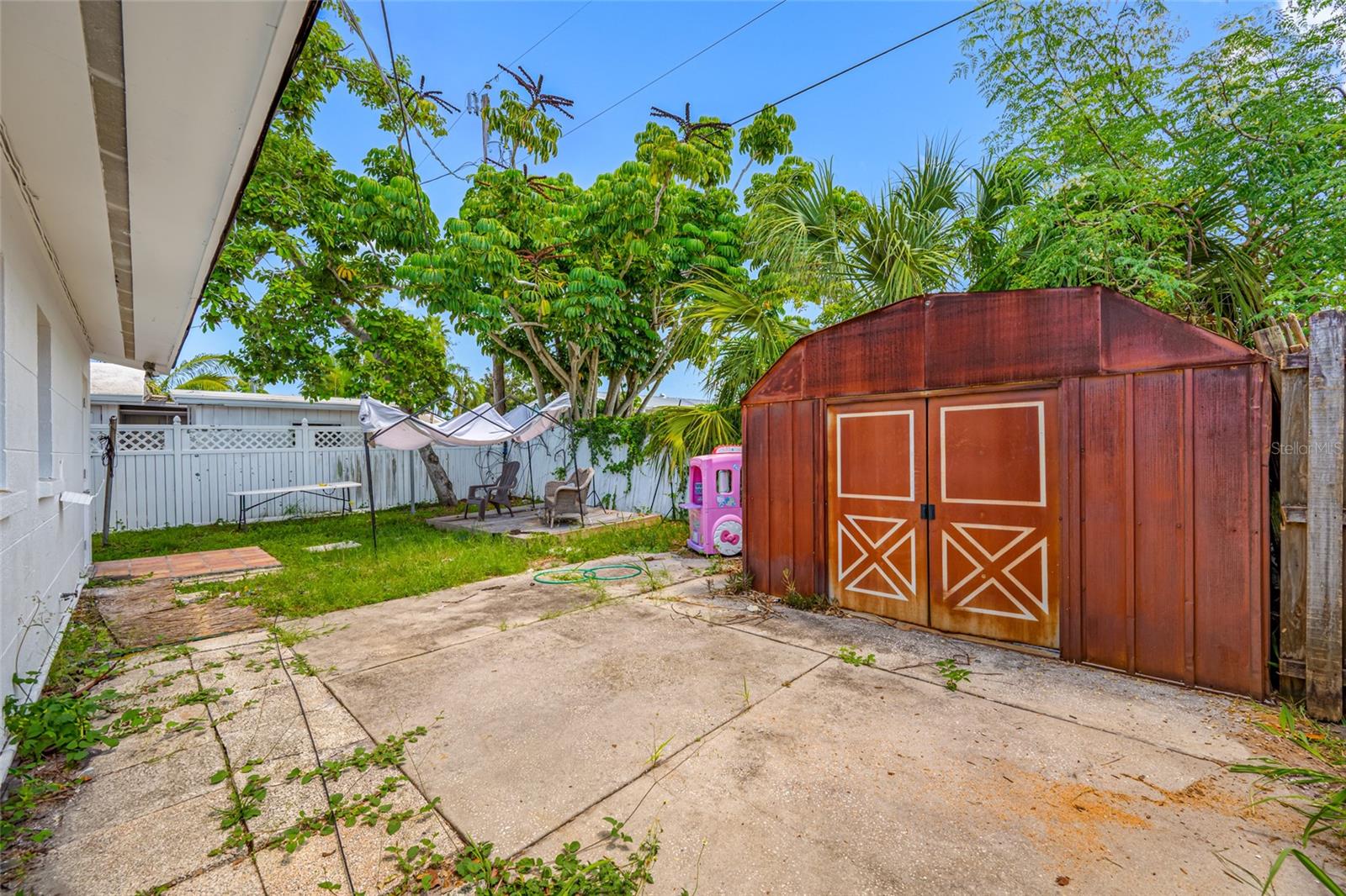 ALCONA ESTATES - Residential Income