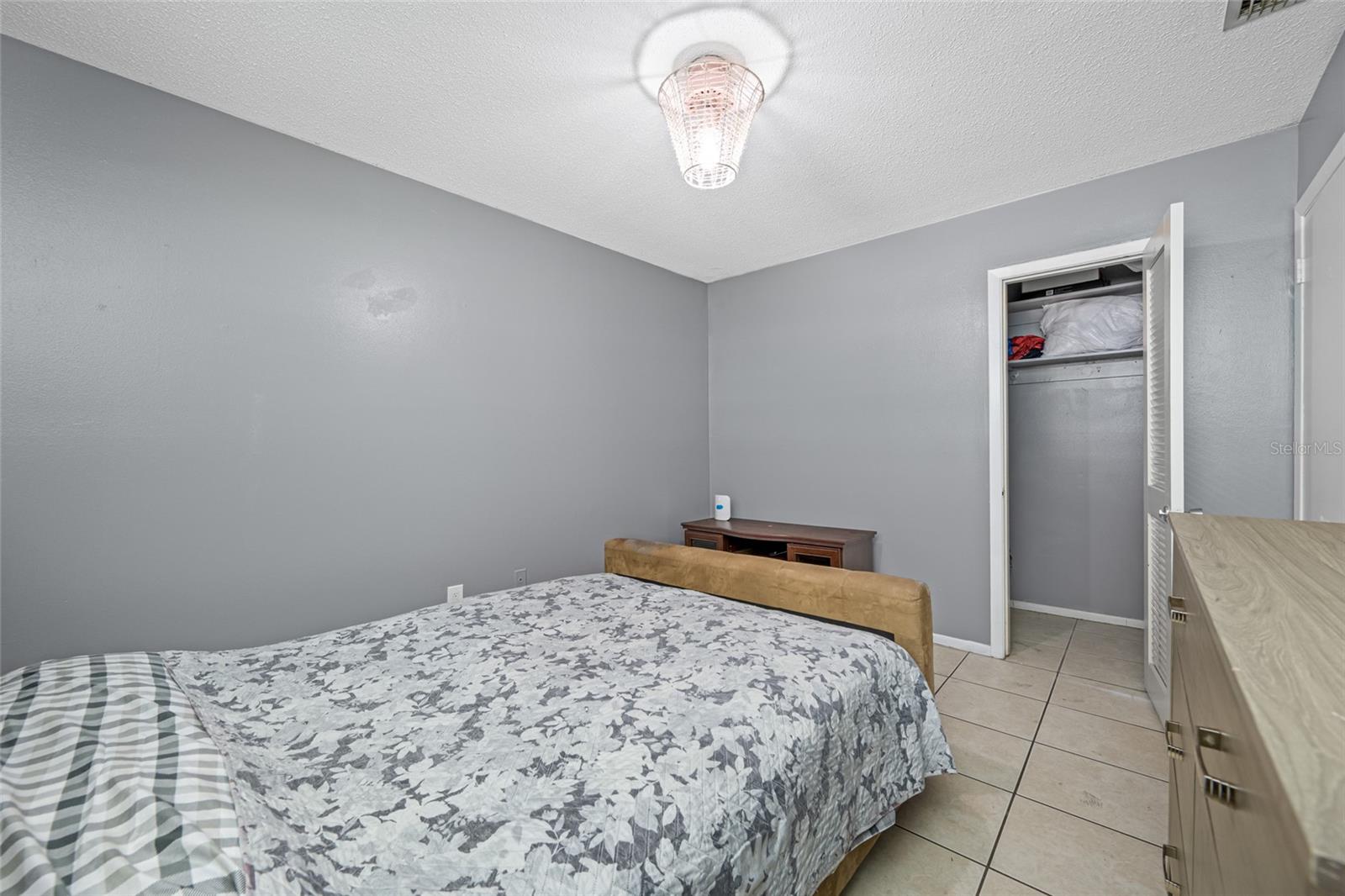 ALCONA ESTATES - Residential Income