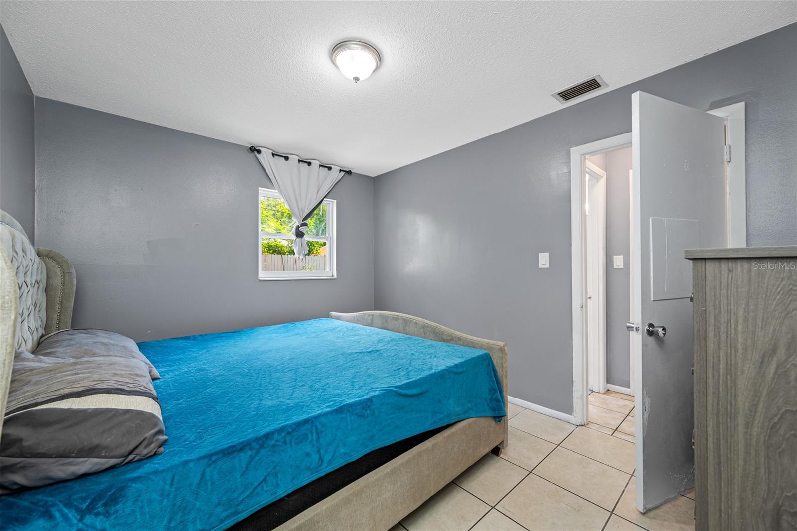 ALCONA ESTATES - Residential Income