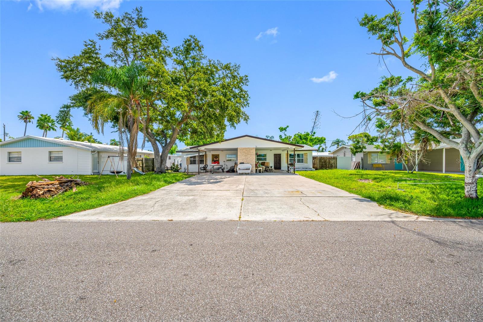 ALCONA ESTATES - Residential Income