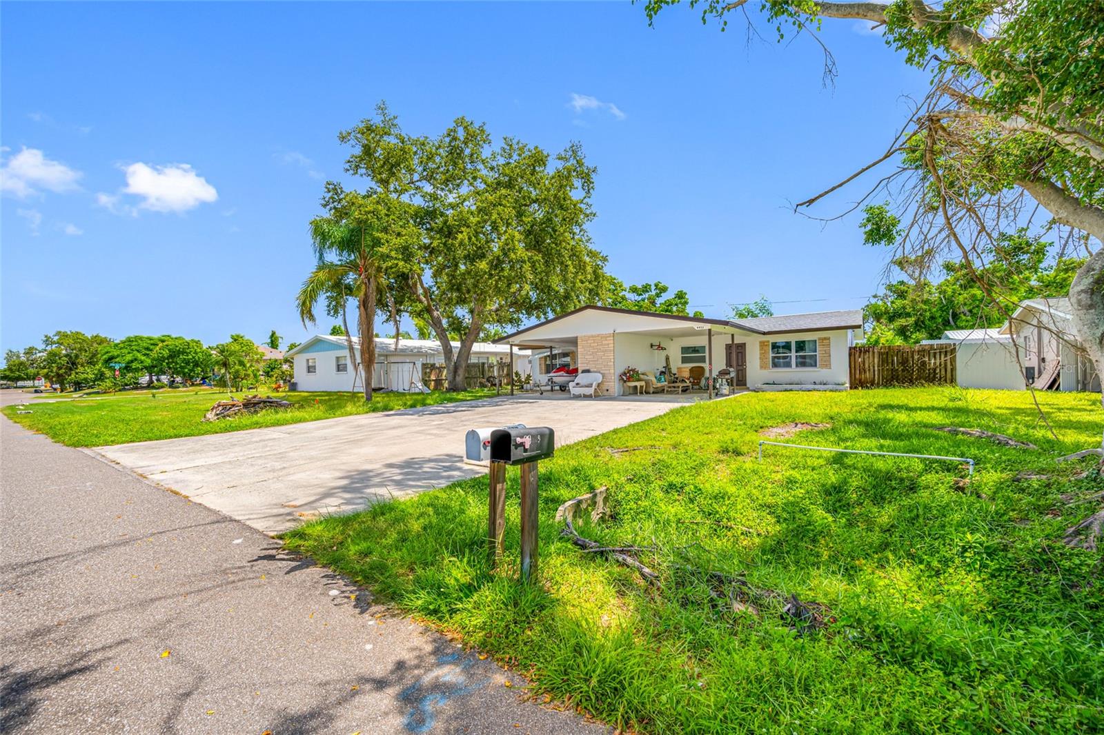ALCONA ESTATES - Residential Income