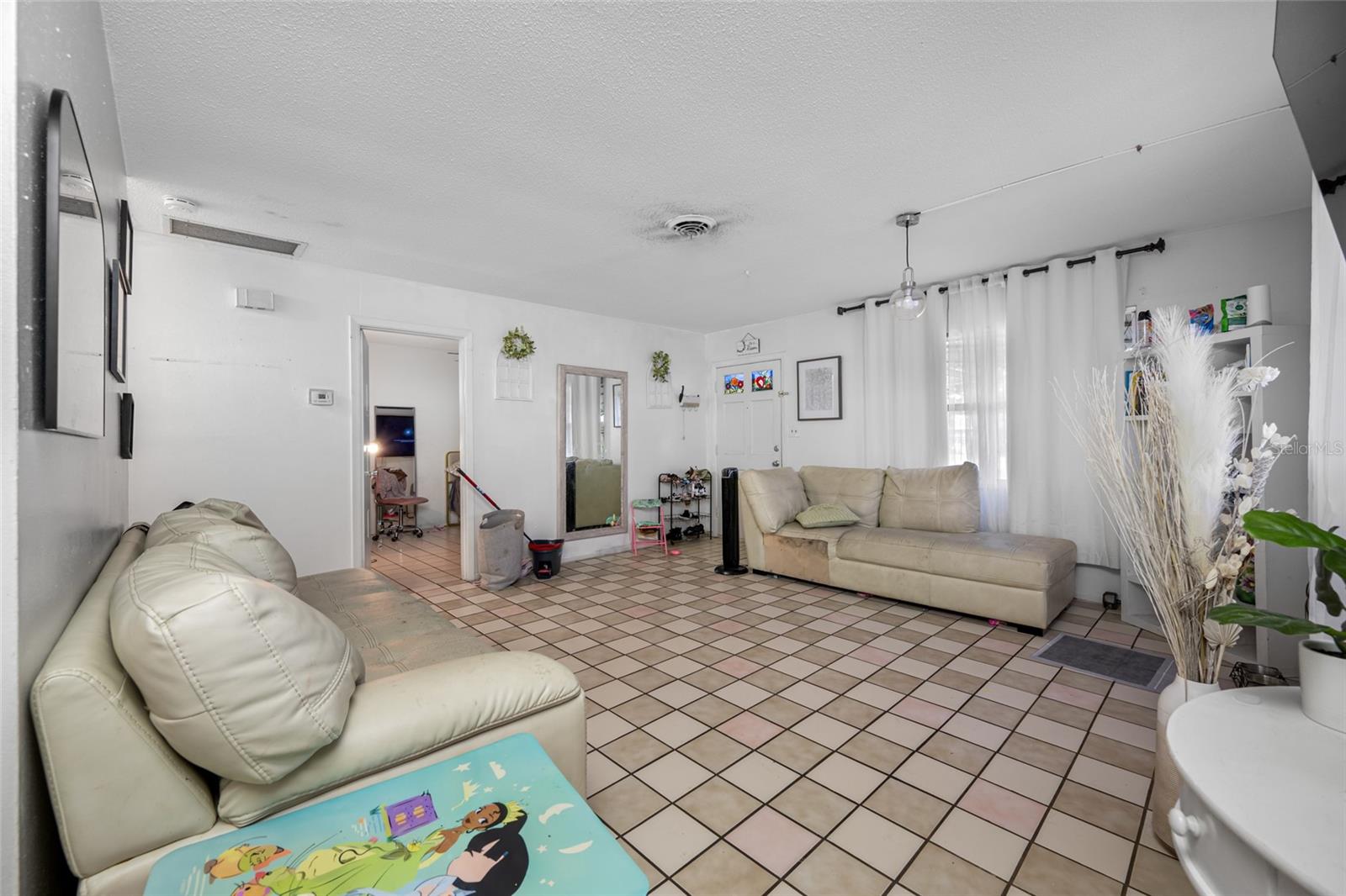 ALCONA ESTATES - Residential Income