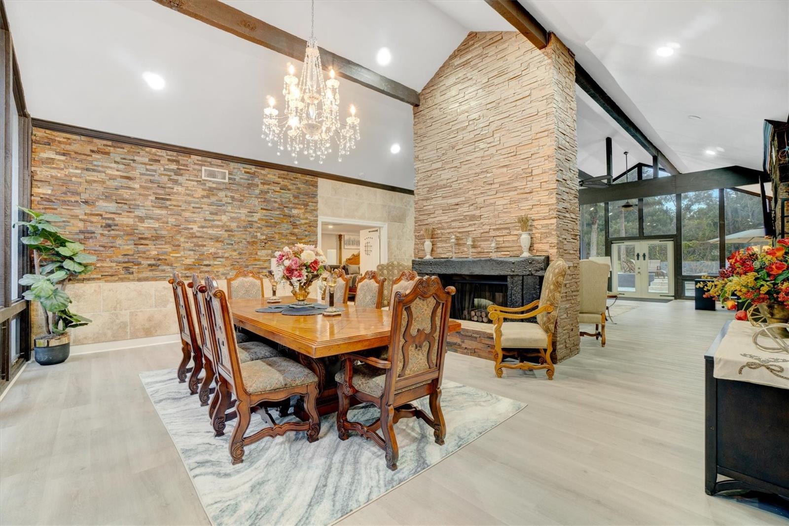 DAWN ESTATES - Residential Lease