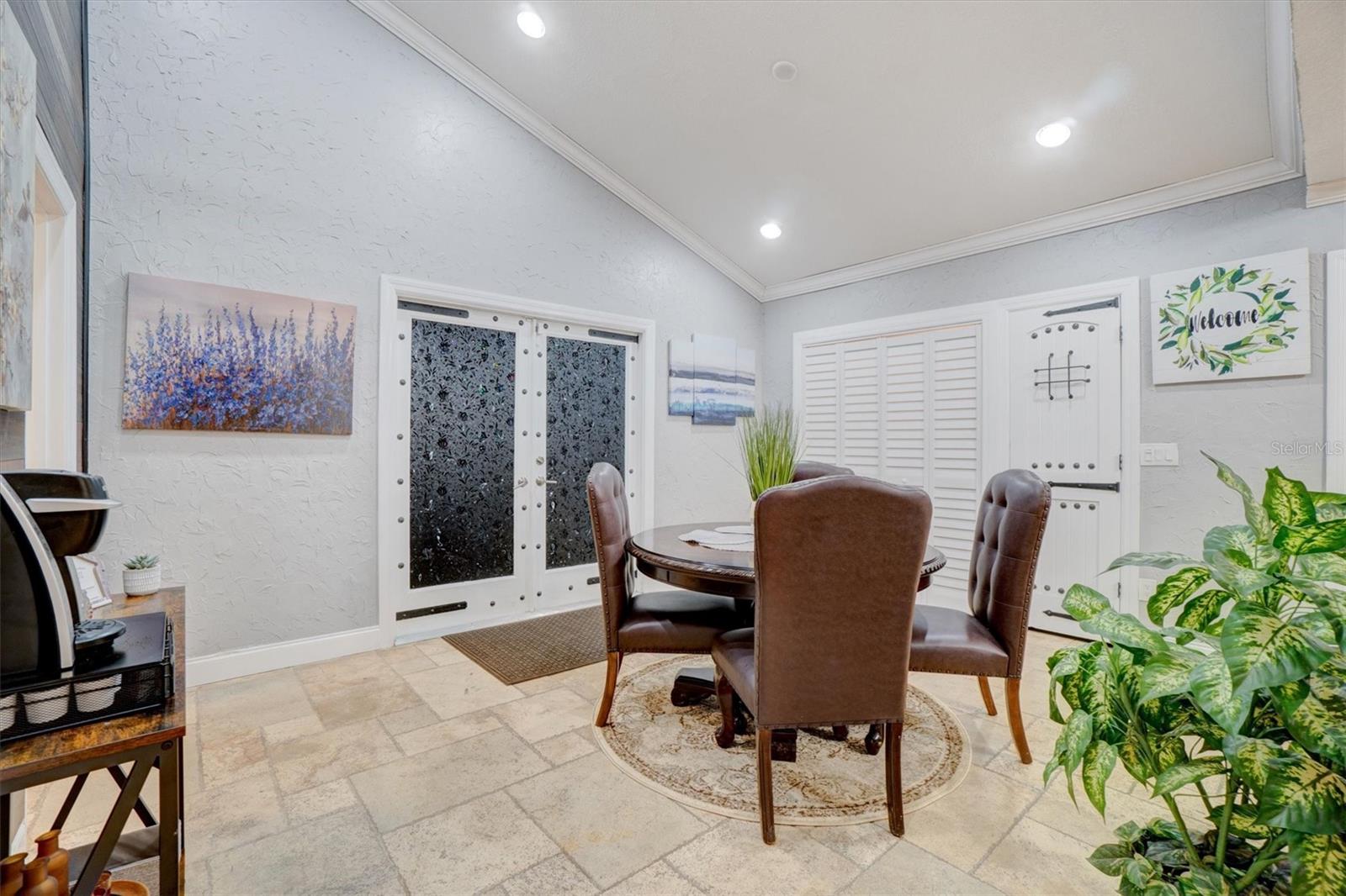 DAWN ESTATES - Residential Lease