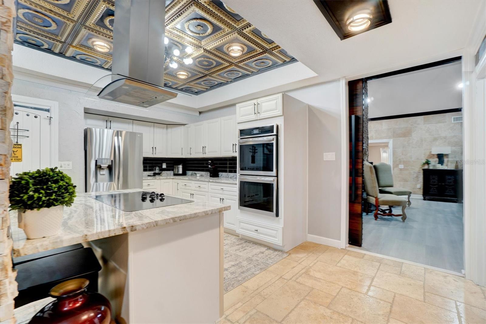 DAWN ESTATES - Residential Lease