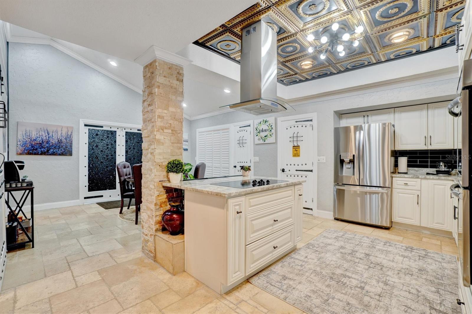 DAWN ESTATES - Residential Lease