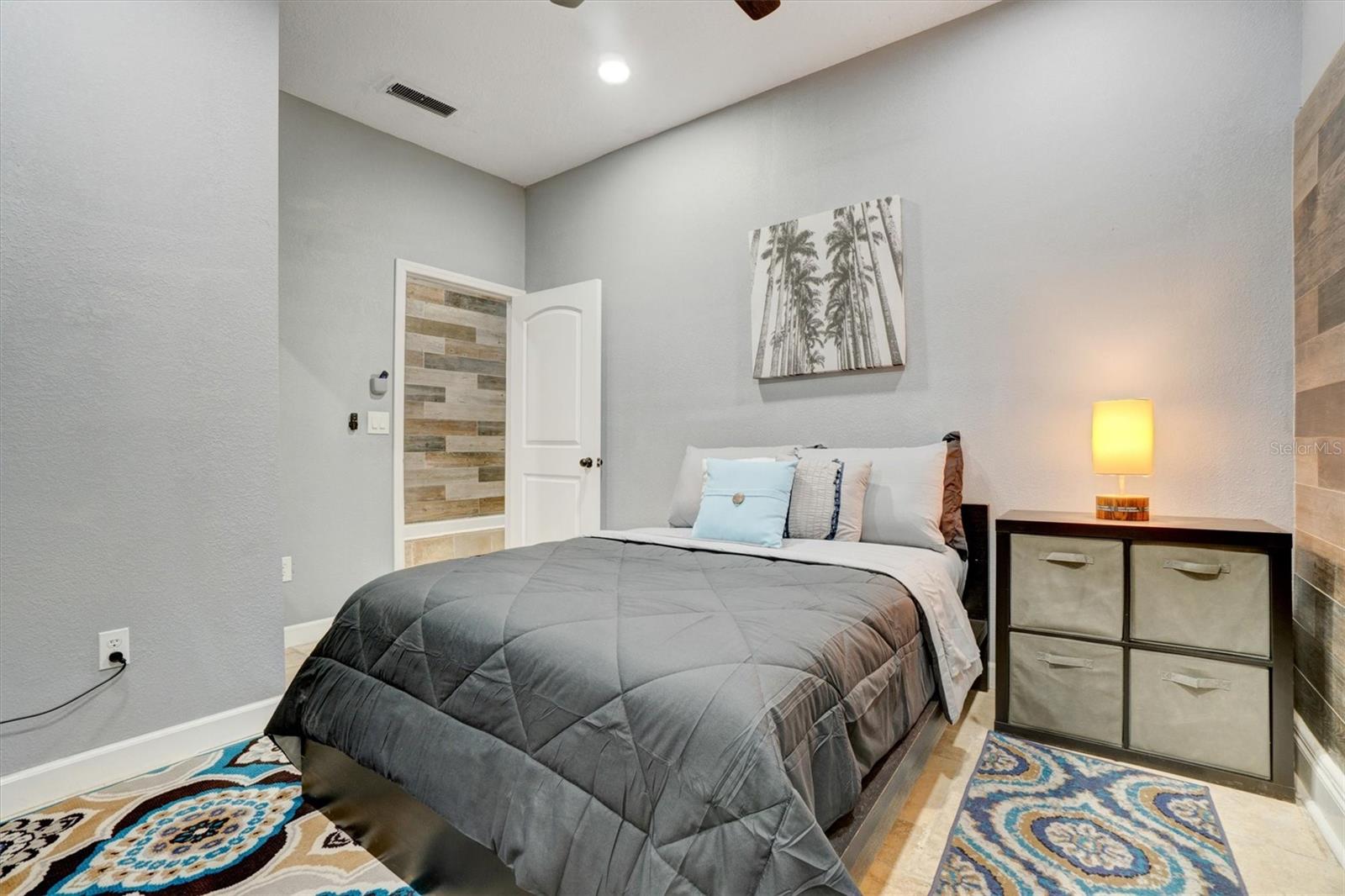 DAWN ESTATES - Residential Lease