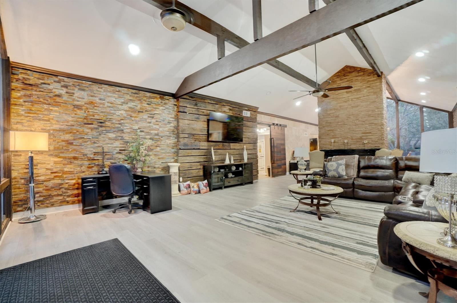 DAWN ESTATES - Residential Lease