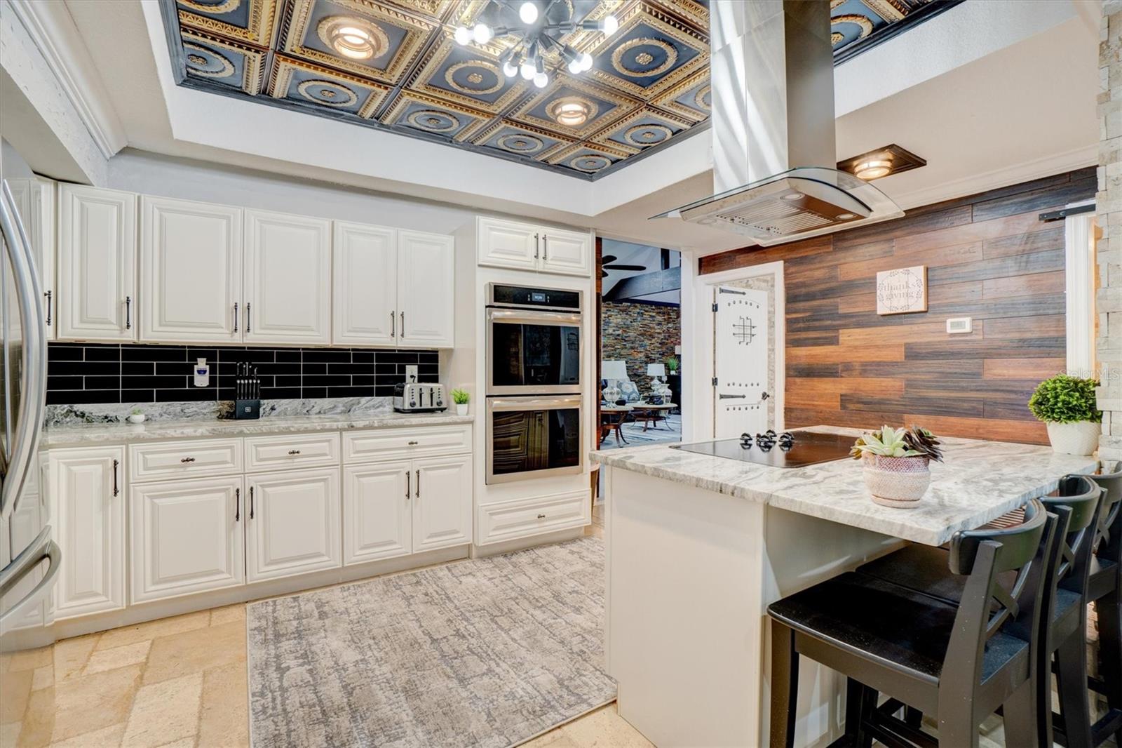 DAWN ESTATES - Residential Lease