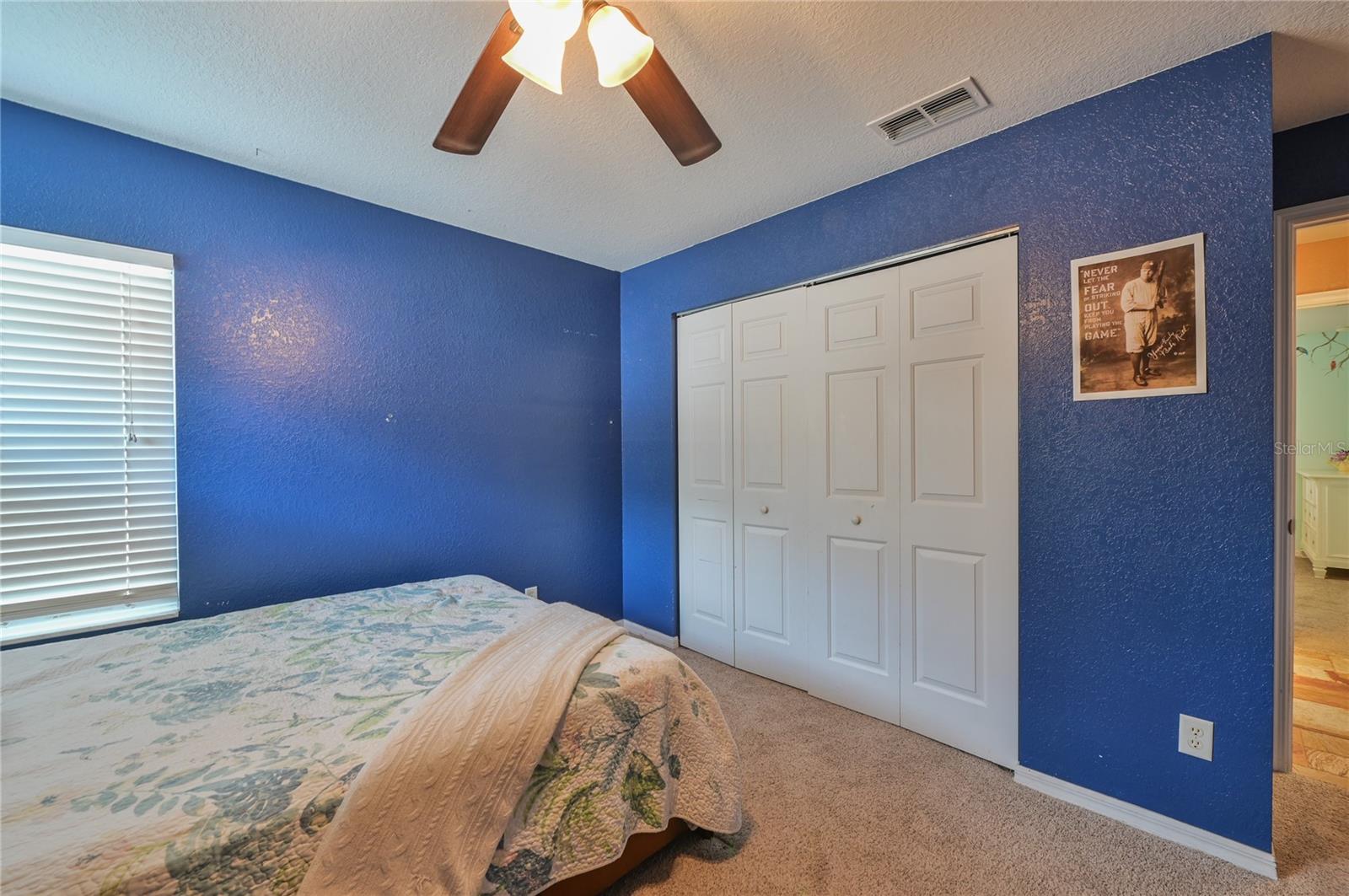 ROLLING HILLS - Residential