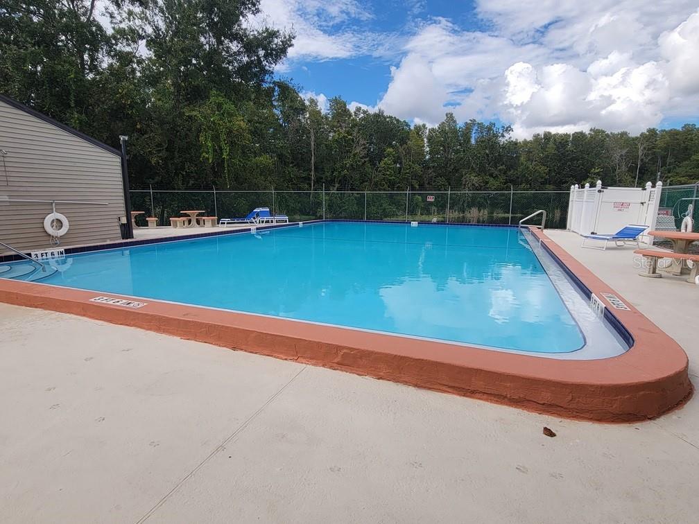 BAYWOOD MEADOWS PH 01 - Residential Lease