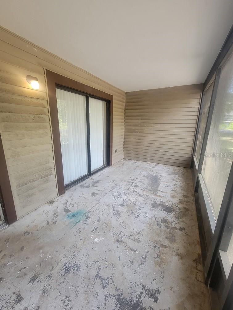 BAYWOOD MEADOWS PH 01 - Residential Lease