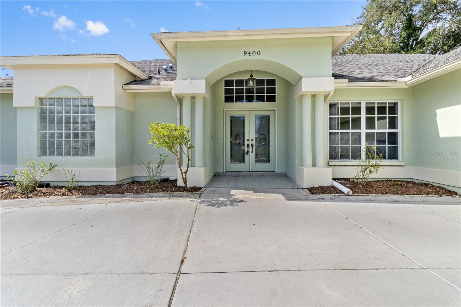 Welcome to your dream retreat in the gated Glen Lakes golf community! This spacious 3-bedroom, 2-bathroom home offers 2,254 sqft of comfortable living space on an oversized .40-acre corner lot, blending privacy, elegance, and convenience. Designed with a split-bedroom floor plan, it provides both formal and casual living areas suited for everyday living and entertaining.
The kitchen features expansive counter space and abundant cabinetry, creating plenty of room for meal prep, storage, and gathering with family and friends. Fresh interior paint was completed September 2025, giving the home a clean, welcoming feel. Flooring includes luxury vinyl plank in the main living areas and carpet in the bedrooms.
Notable updates include an AC system (2019), water heater (2021), and a mini split in the garage (2022) to keep the 2.5-car garage comfortable year-round. The oversized corner lot not only enhances curb appeal but also provides room for a pool, plus extra outdoor space for entertaining, gardening, or relaxation.
Glen Lakes is one of Hernando County’s premier gated golf communities, offering a championship golf course, clubhouse with dining, fitness center, tennis courts, pickleball, community pool, and a full calendar of social activities. Residents enjoy a vibrant lifestyle with the convenience of 24-hour security and beautifully maintained grounds.
This home combines comfortable living with resort-style amenities, all in a prime Weeki Wachee location near the Nature Coast’s springs, rivers, and Gulf beaches.