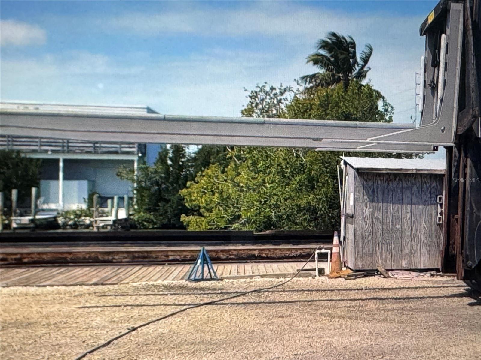 13900 OVERSEAS HWY