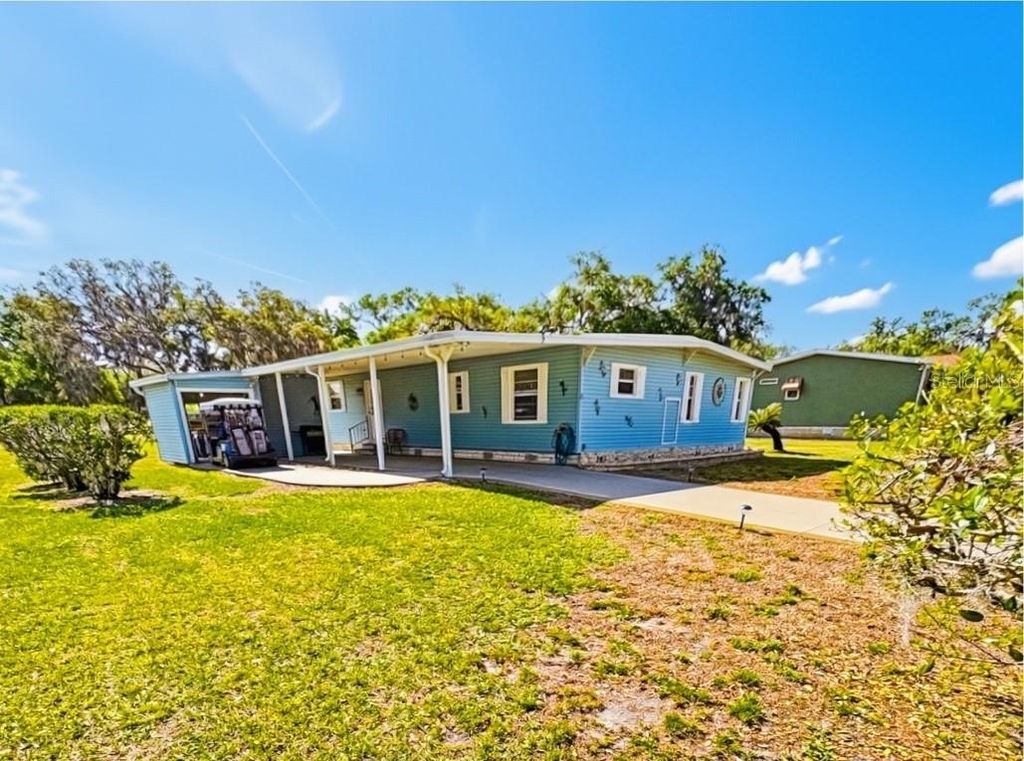 Photo of 5 Bobwhite Crossing, Wildwood, FL 34785 (MLS # G5110427)