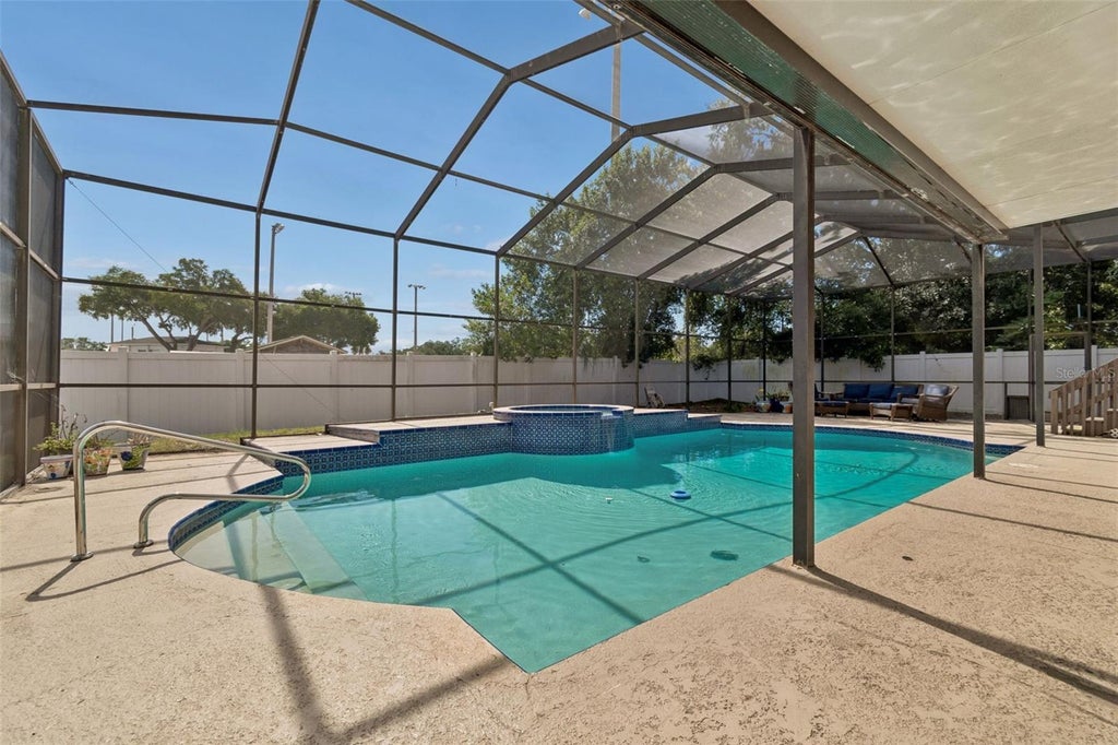 Photo of 2620 Giant Place, Seffner, FL 33584 (MLS # TB8551713)