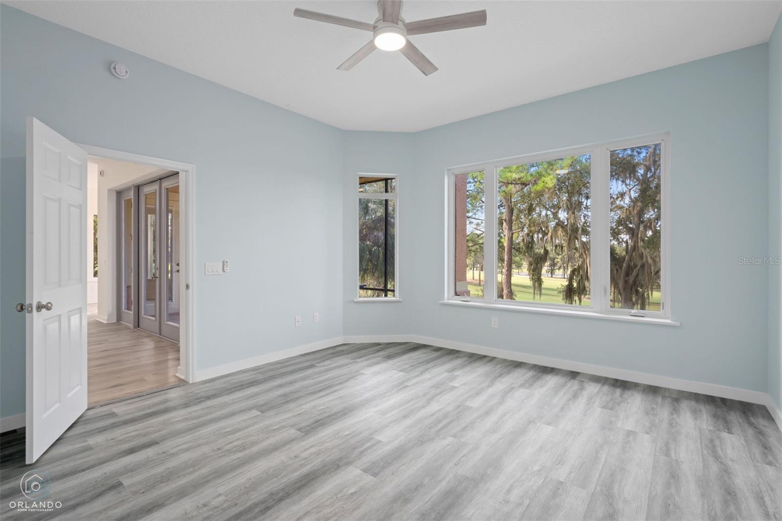 HOWEY MISSION SONOMA CONDO - Residential