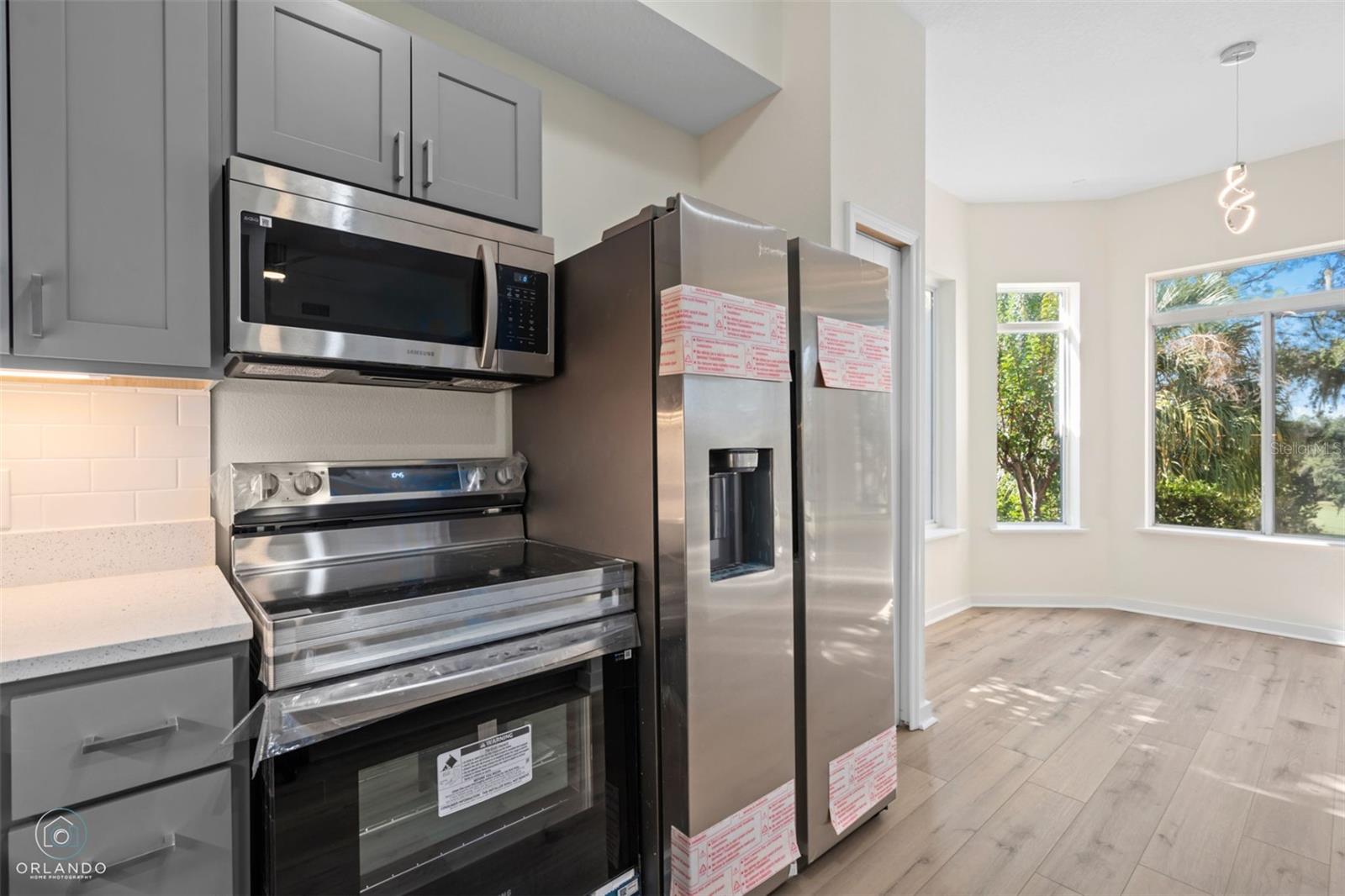 HOWEY MISSION SONOMA CONDO - Residential