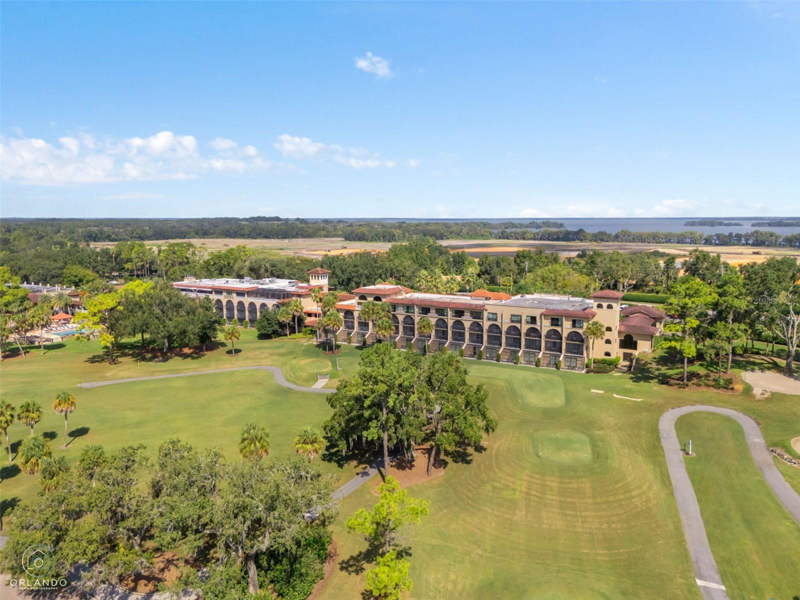 HOWEY MISSION SONOMA CONDO - Residential