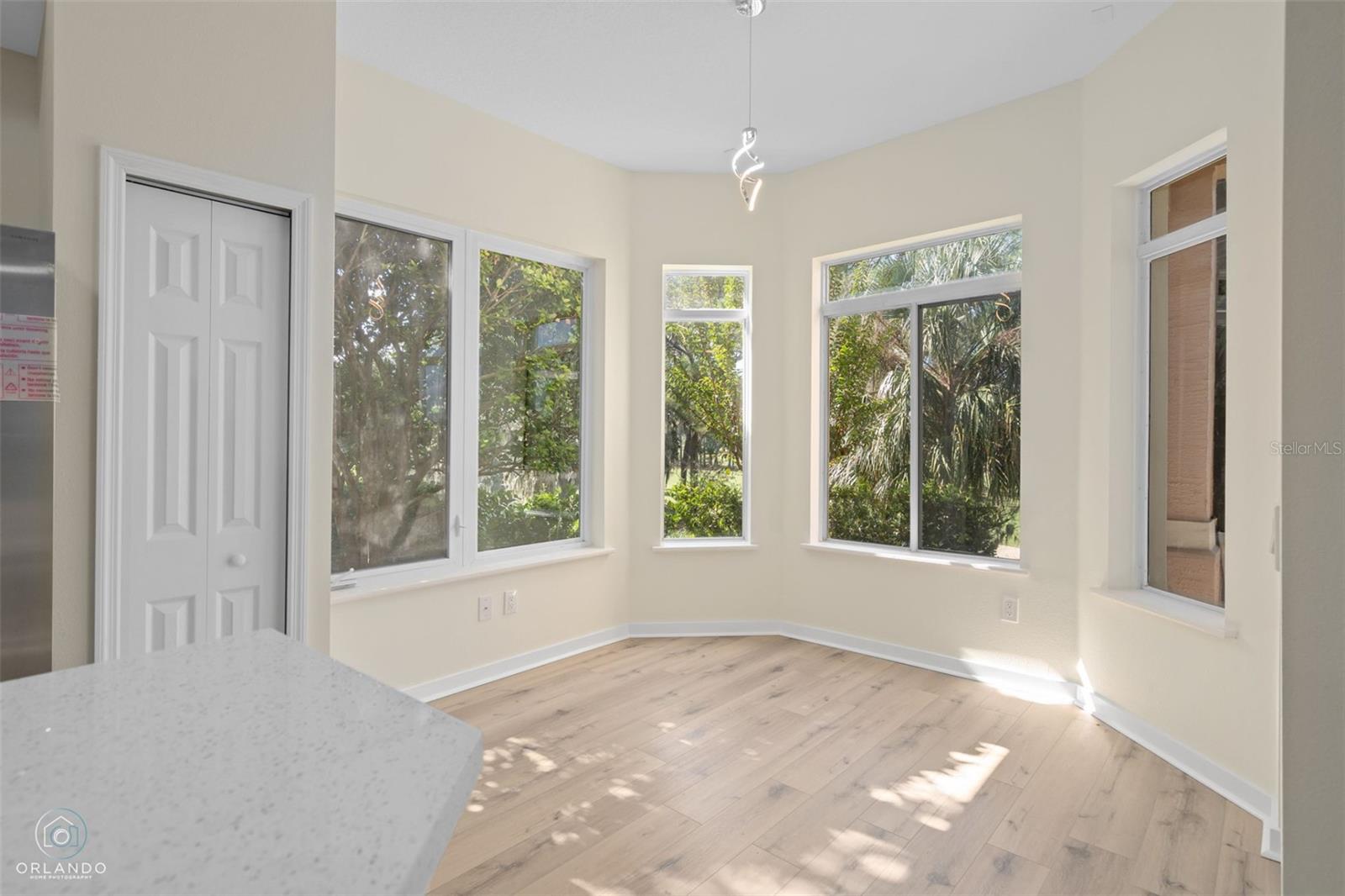 HOWEY MISSION SONOMA CONDO - Residential