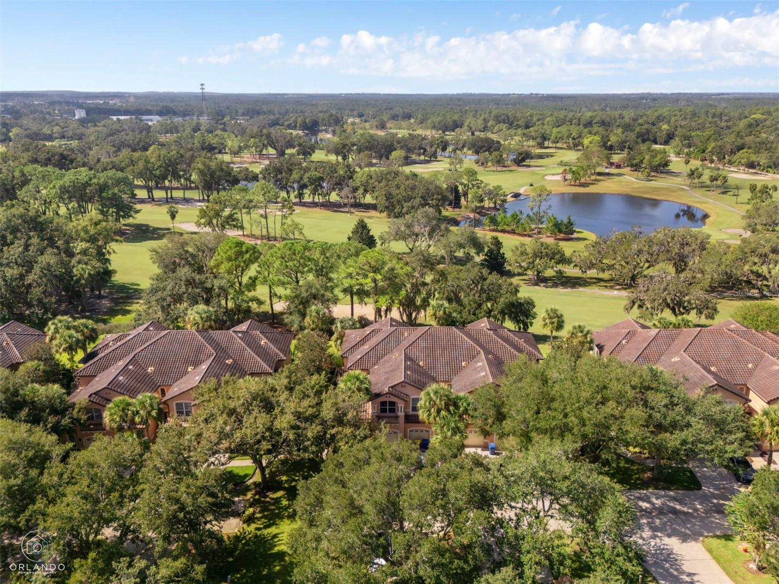 HOWEY MISSION SONOMA CONDO - Residential