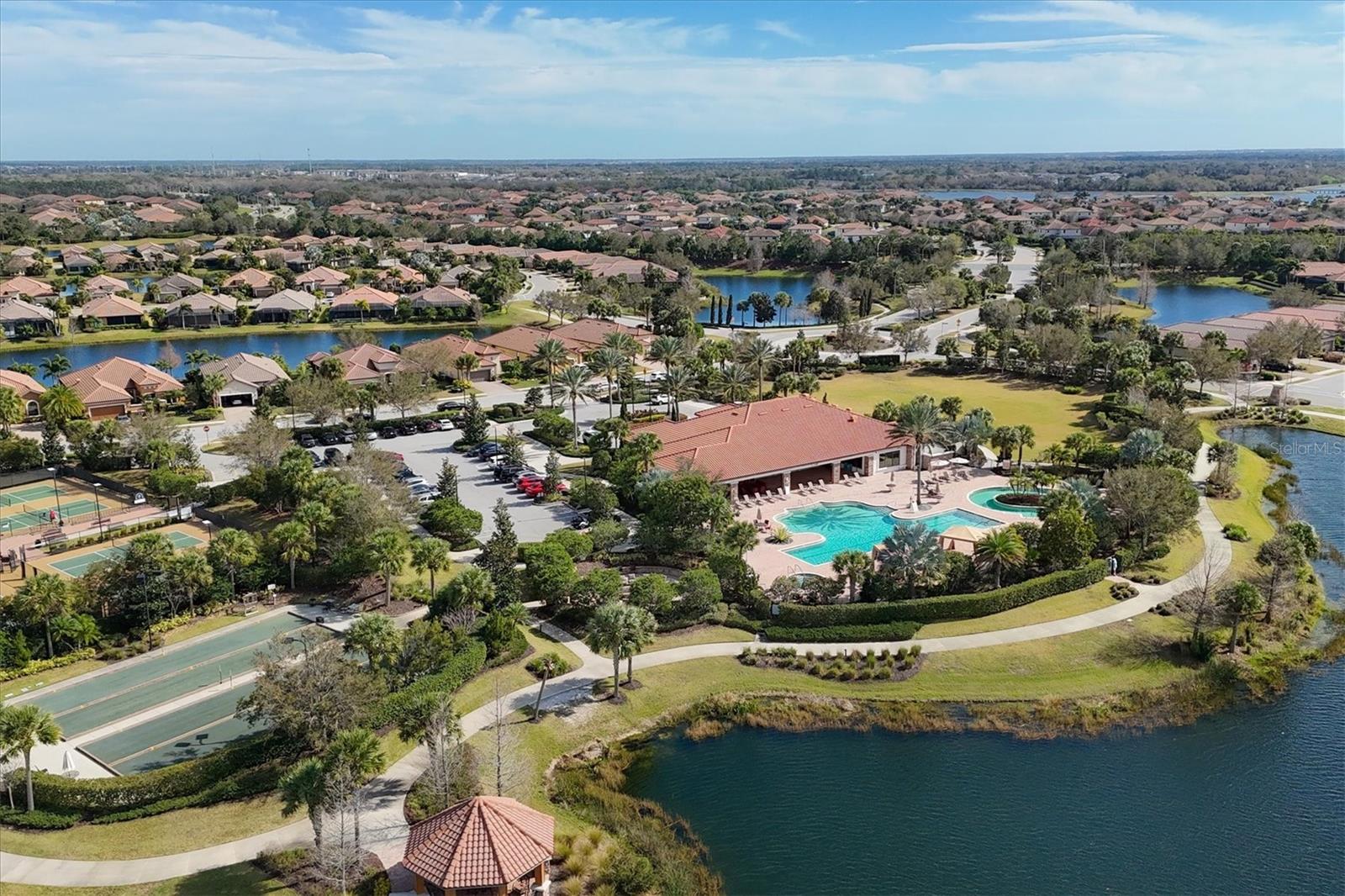BACCIANO II AT ESPLANADE LAKEWOOD RANCH - Residential Lease