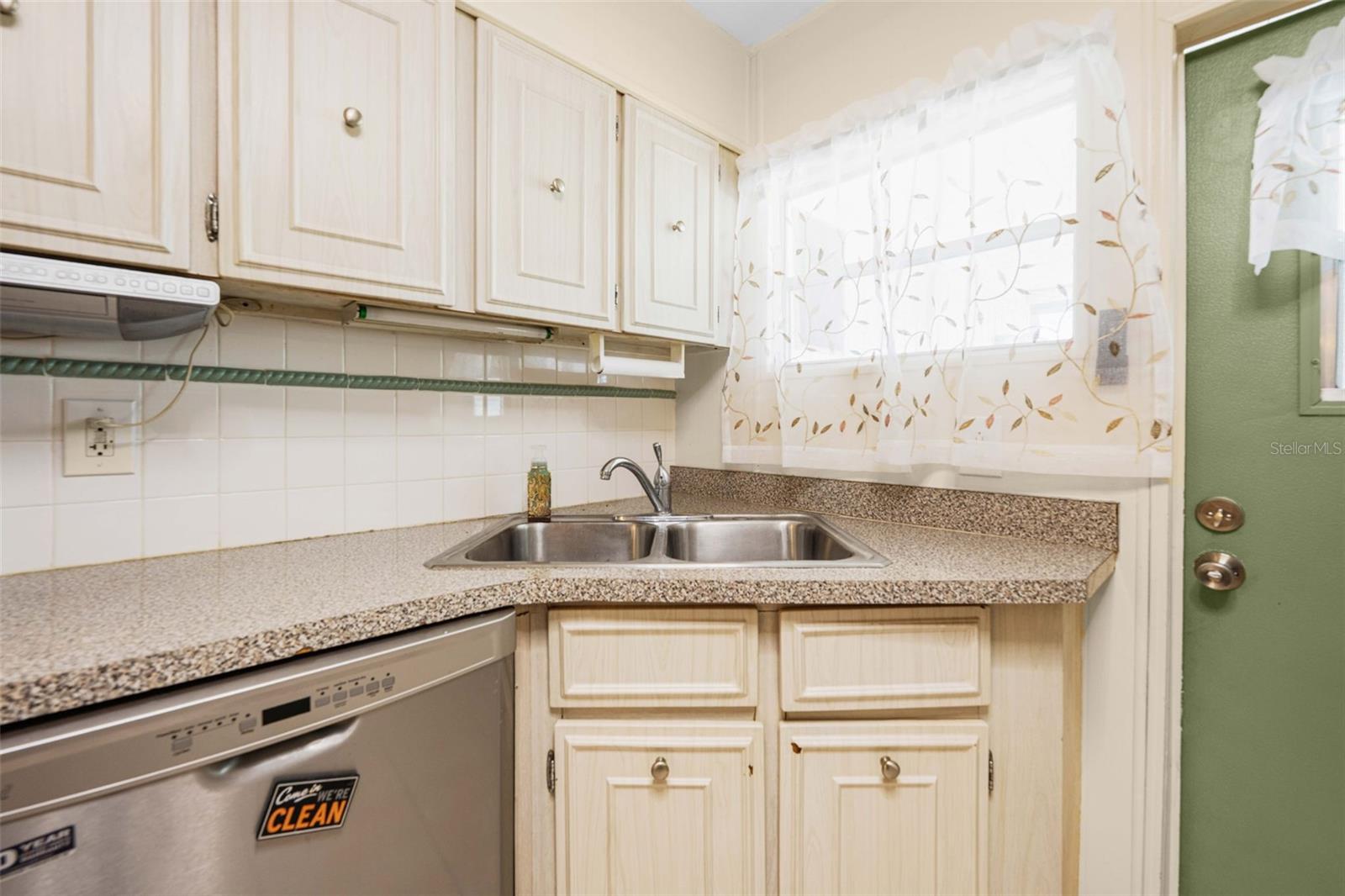 HIGH POINT MH SUB UN 1 - Residential