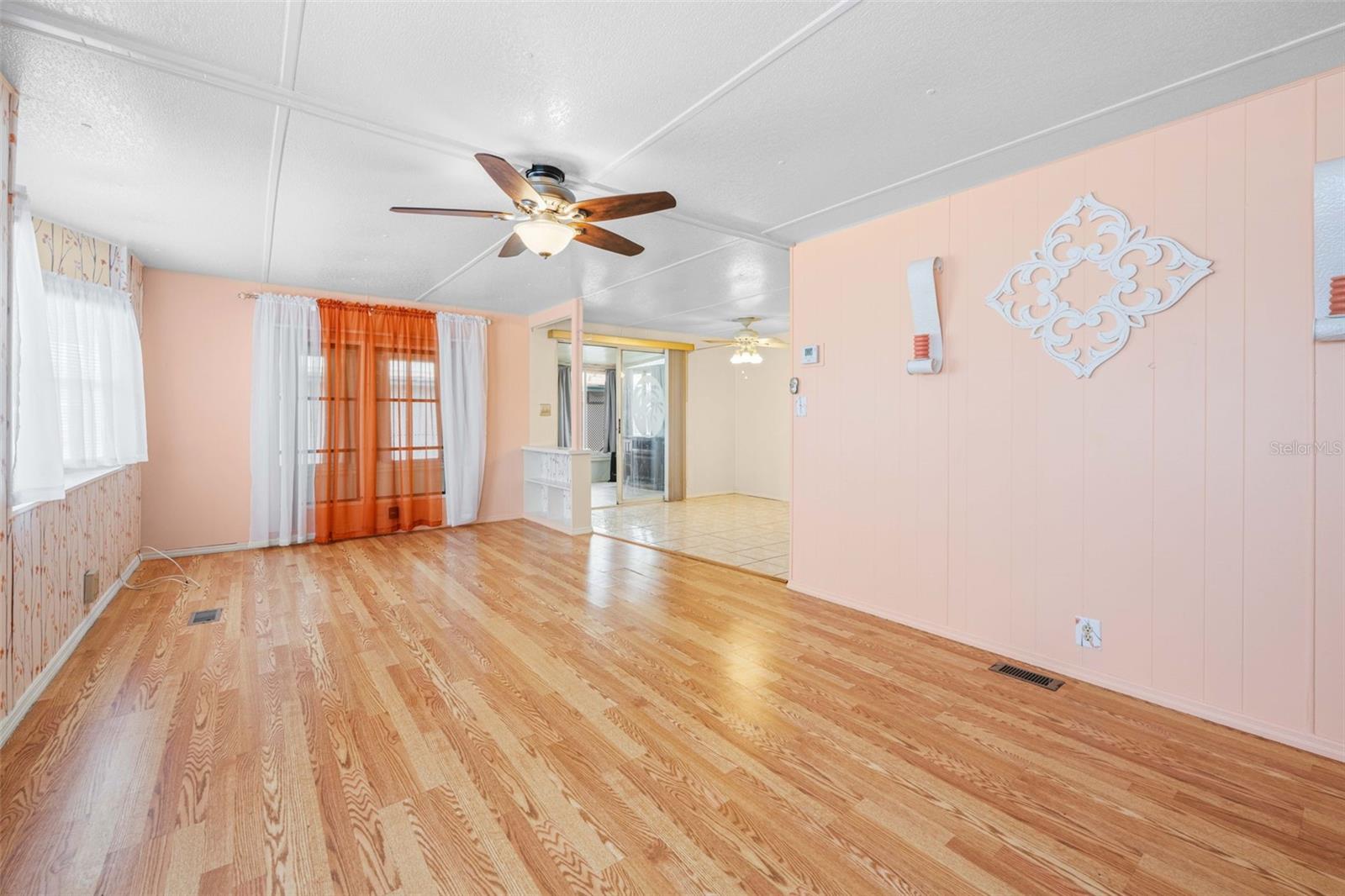 HIGH POINT MH SUB UN 1 - Residential