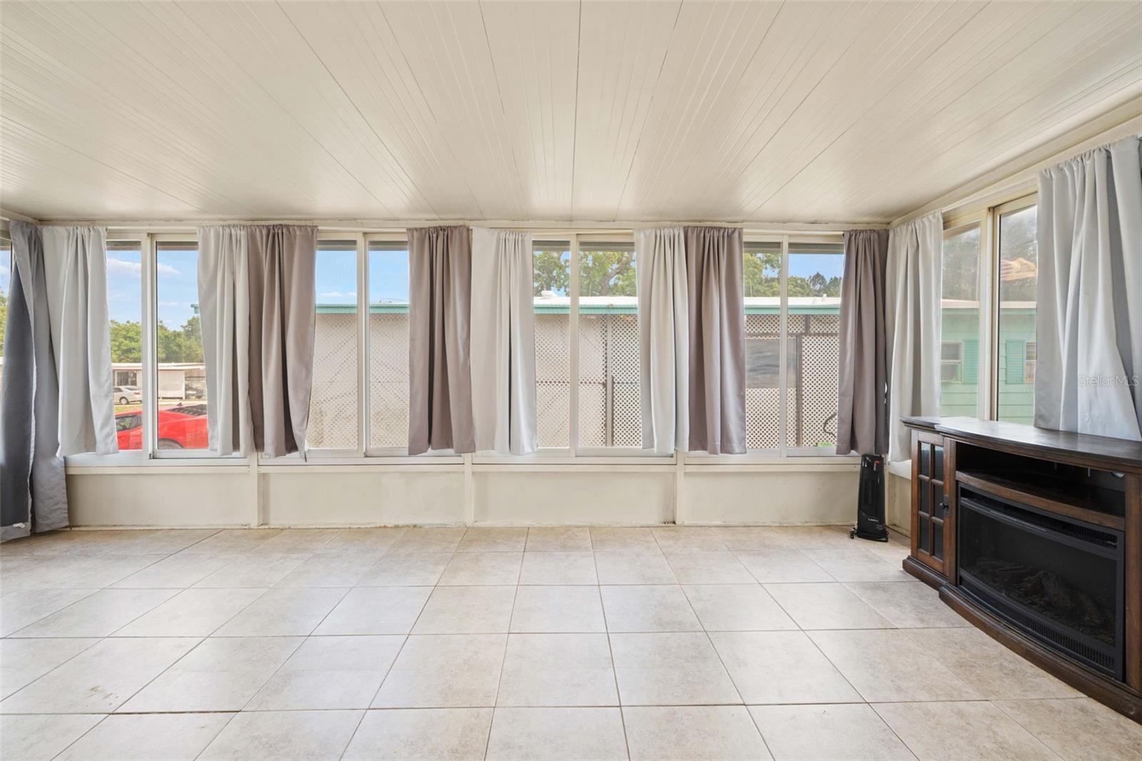 HIGH POINT MH SUB UN 1 - Residential