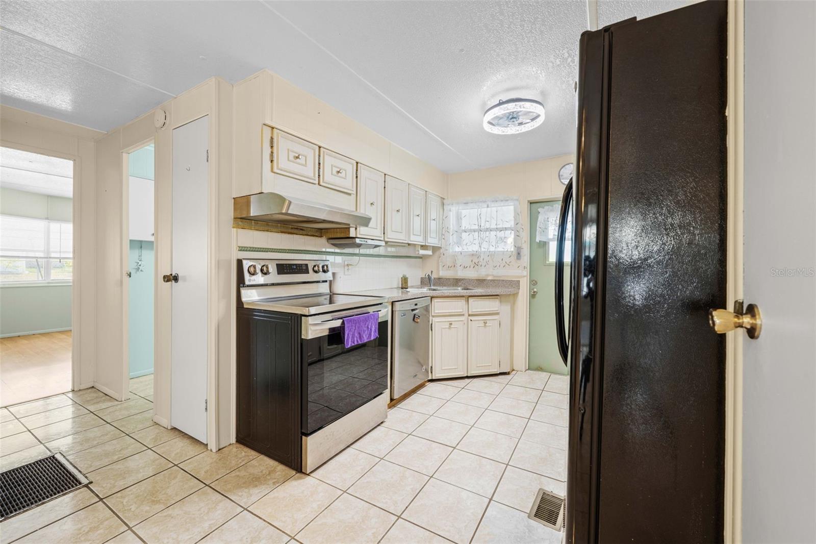 HIGH POINT MH SUB UN 1 - Residential