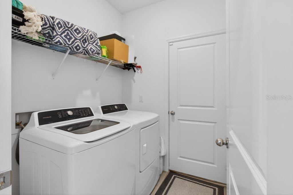 WHISPER CRK PH 11 UN B - Residential