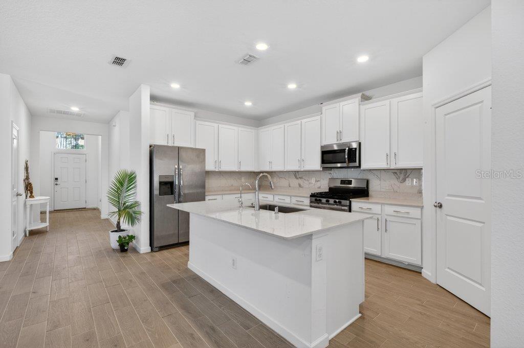 WHISPER CRK PH 11 UN B - Residential