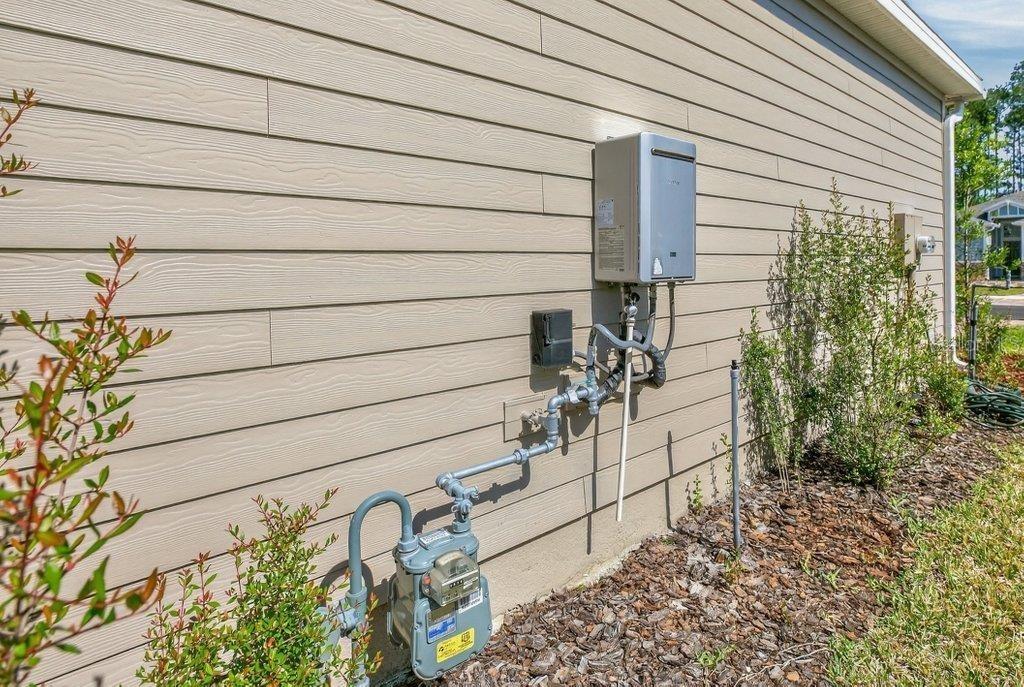 WHISPER CRK PH 11 UN B - Residential