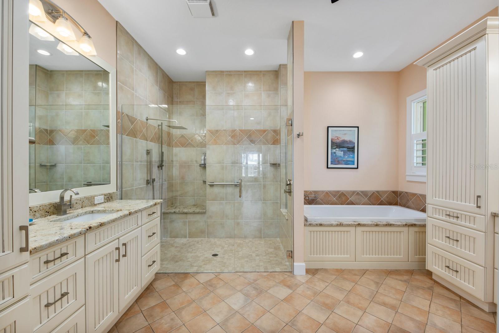 SARA SANDS - Residential