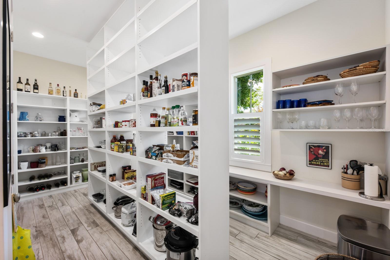 SARA SANDS - Residential