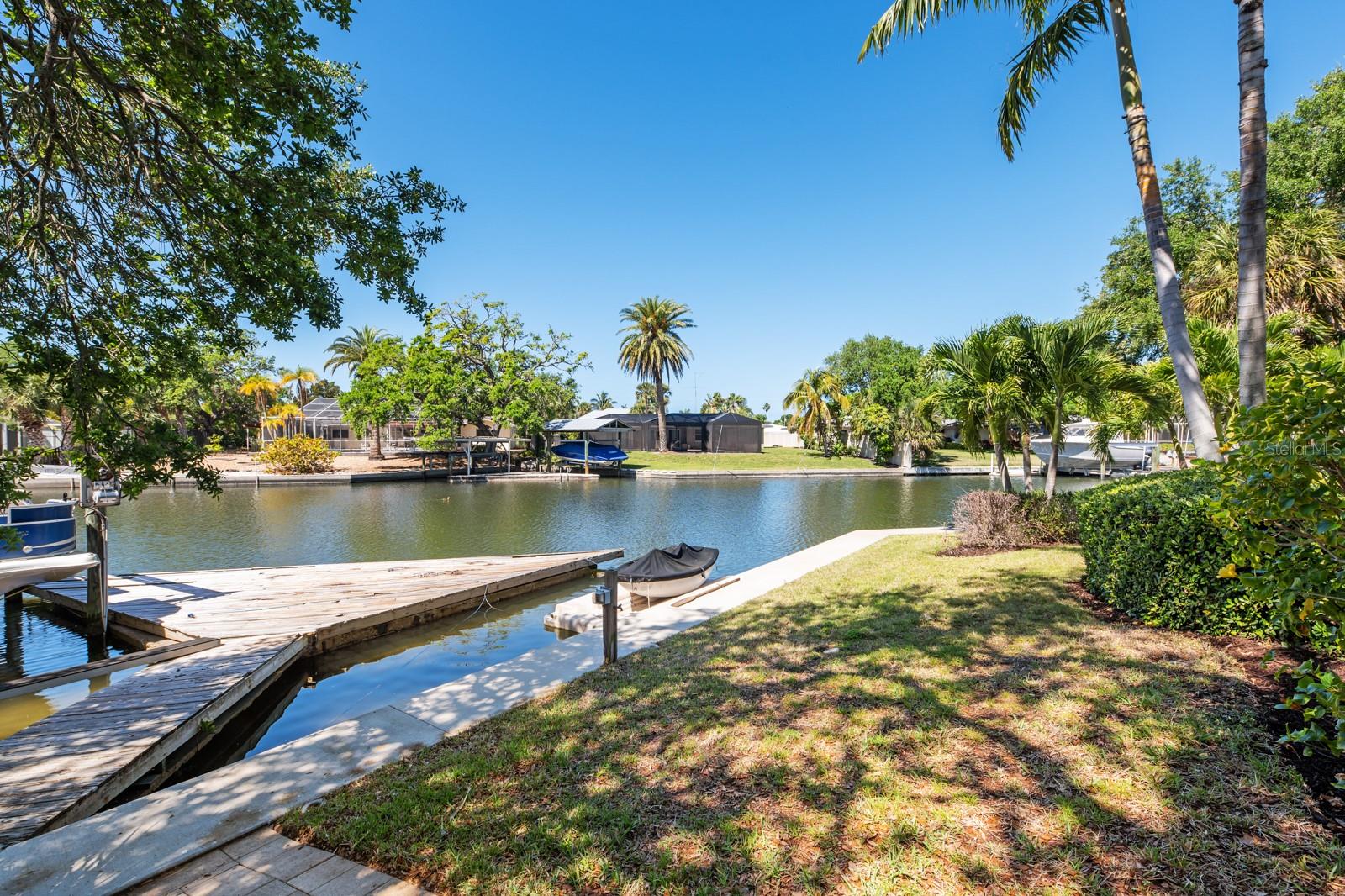 SARA SANDS - Residential